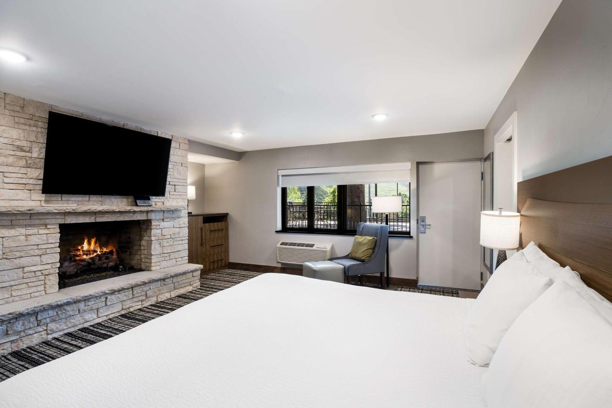 Best Western Antlers At Glenwood Springs Exterior photo